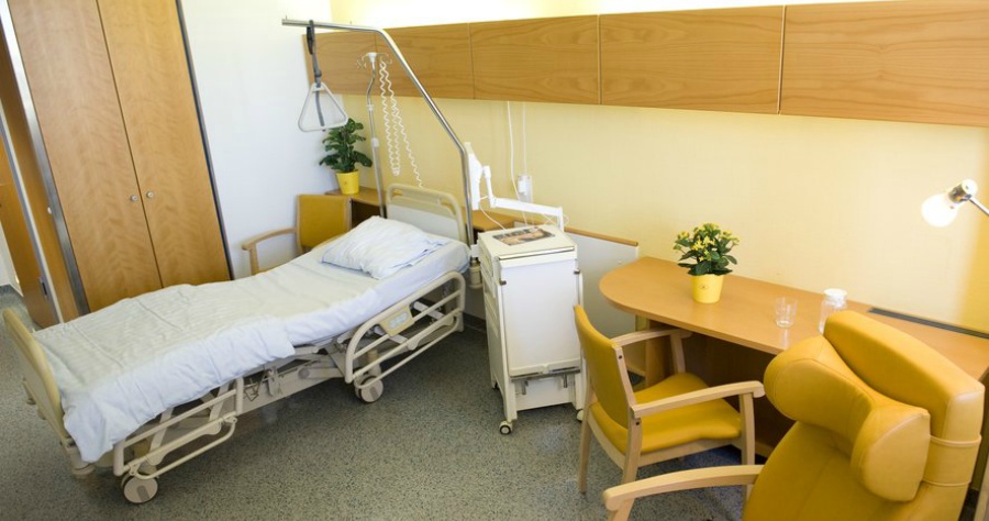 university hospital mainz room.jpg